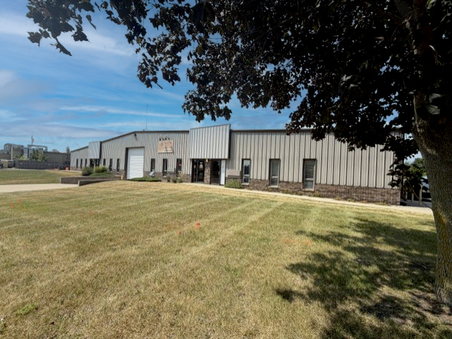 1251 Cobblestone Way — photo