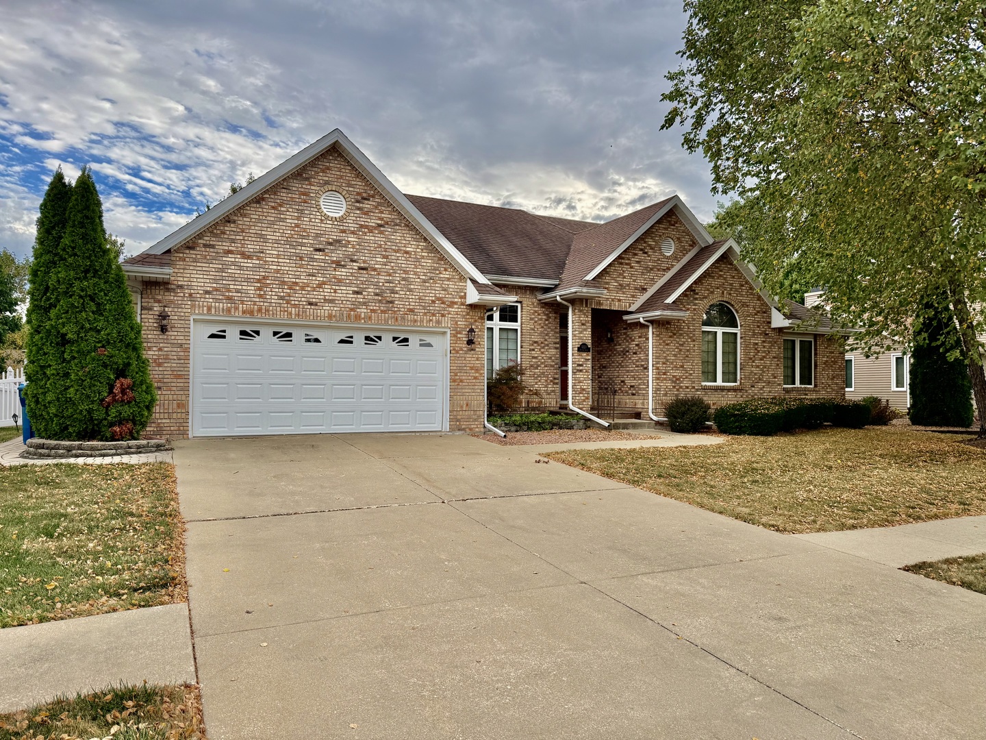 1223 Vantage Lane — photo