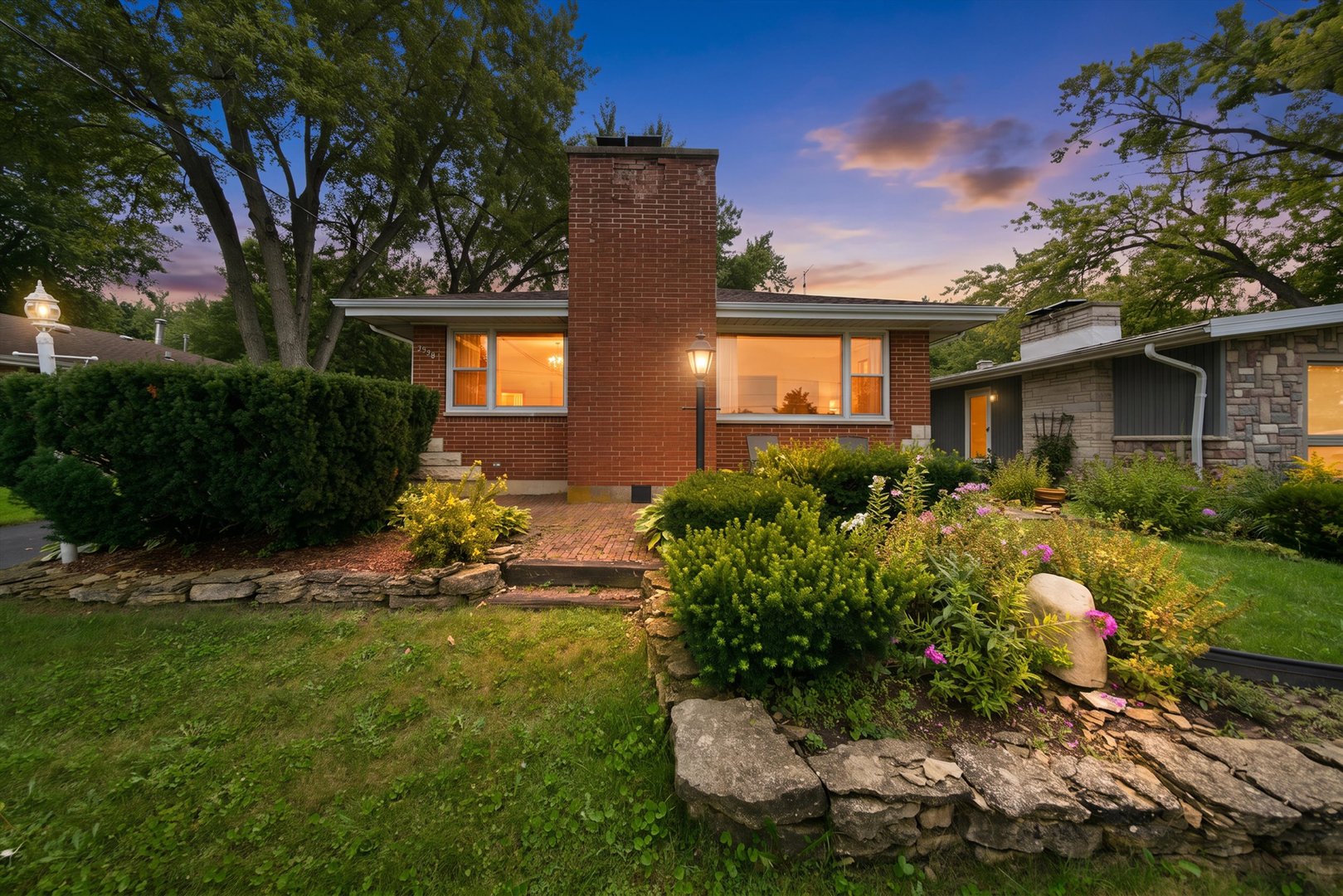 39181 N Cedar Crest Drive — photo