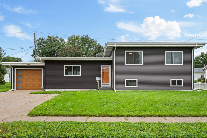 1563 W Garfield Street — photo