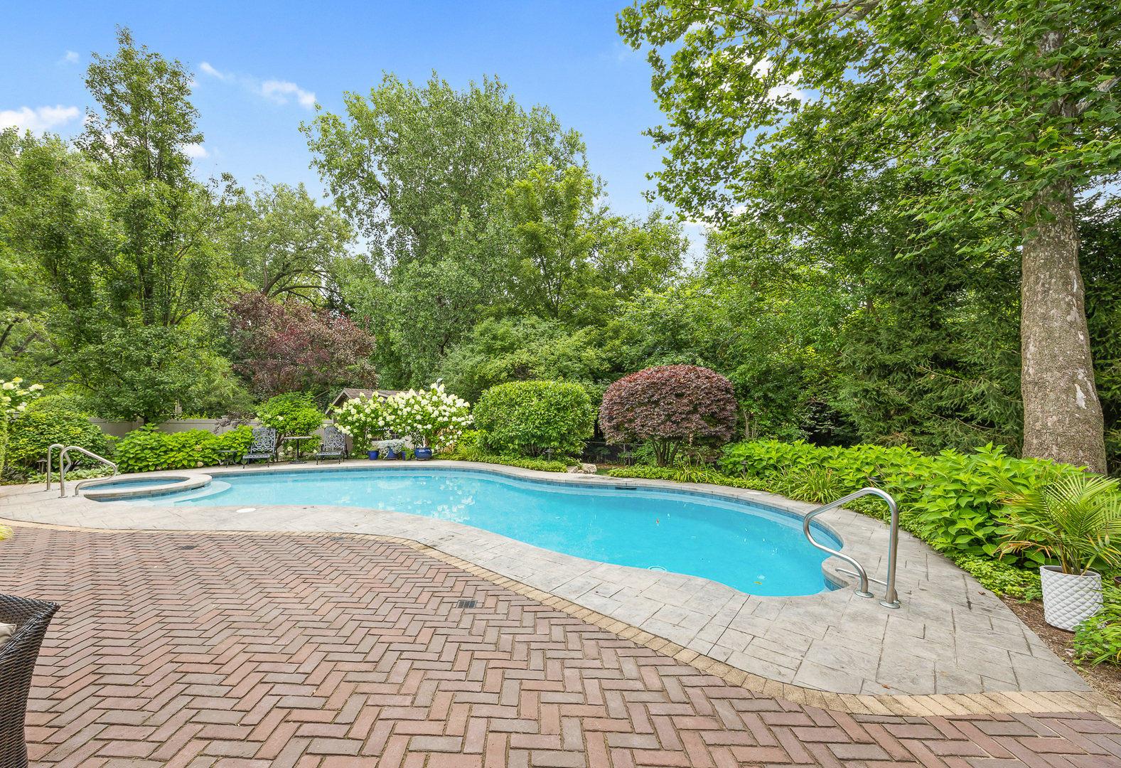 331 Brookside Circle, Wheaton, IL 60187 — photo 3