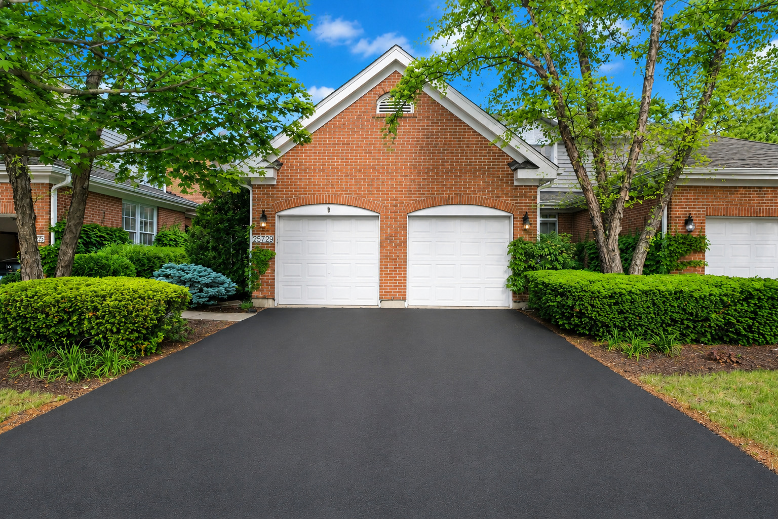 2S729 Parkview Drive — photo