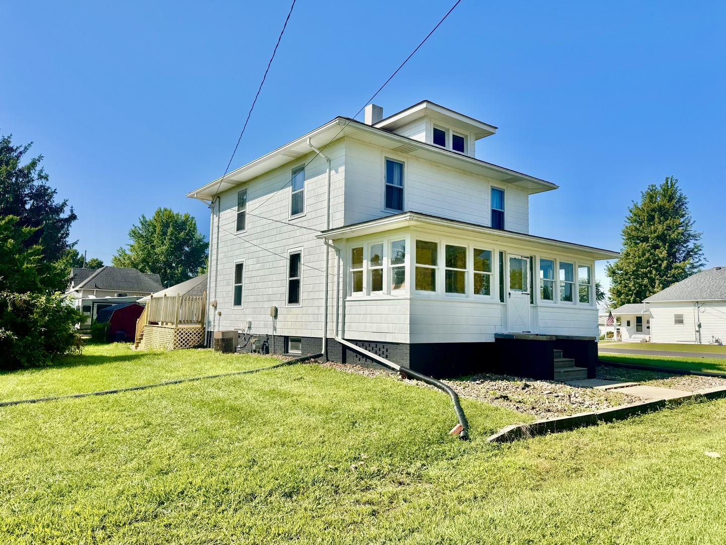 608 W Main Street — photo