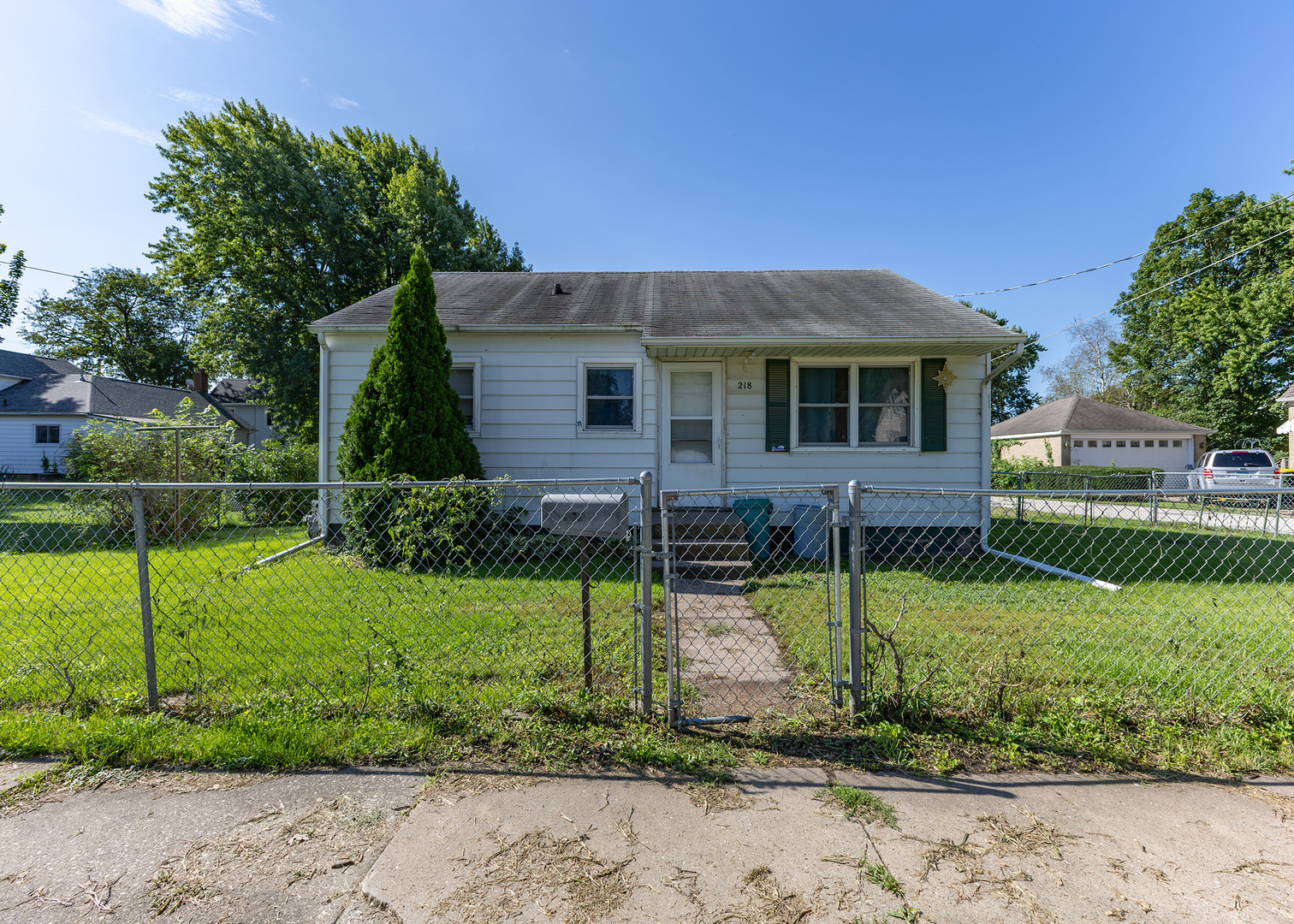 218 E South Street — photo
