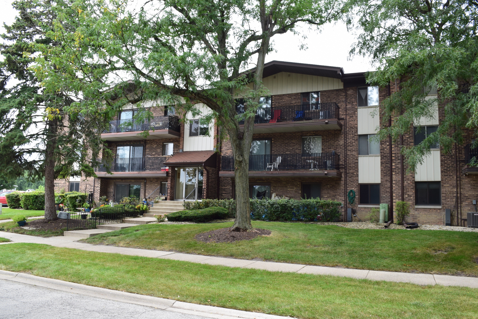 14030 Laramie Avenue 1707 — photo
