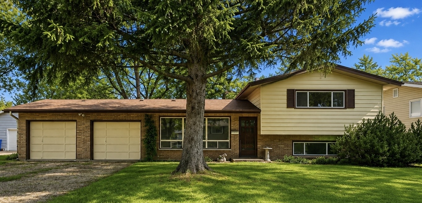 641 Clover Road — photo