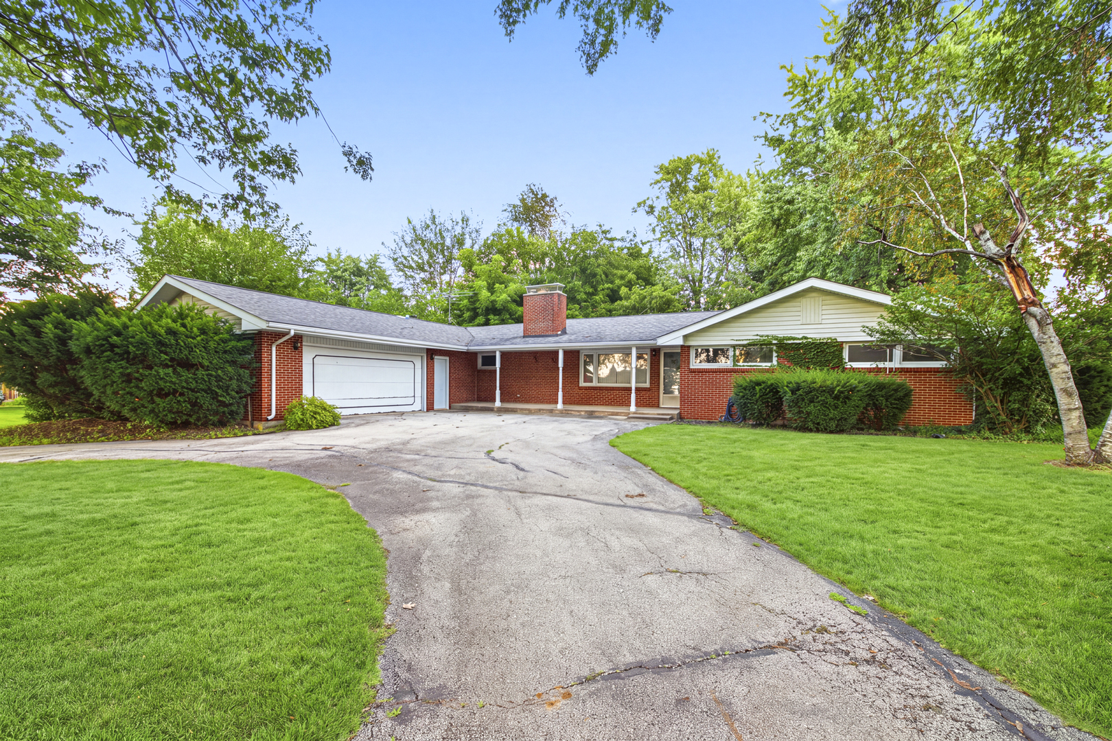 914 Murphy Drive — photo