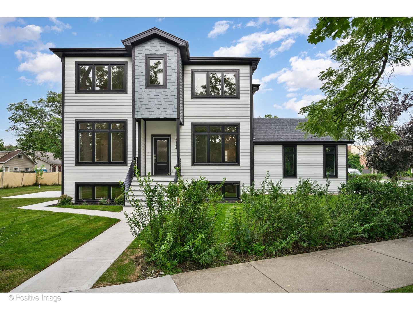 6144 N Nickerson Avenue — photo
