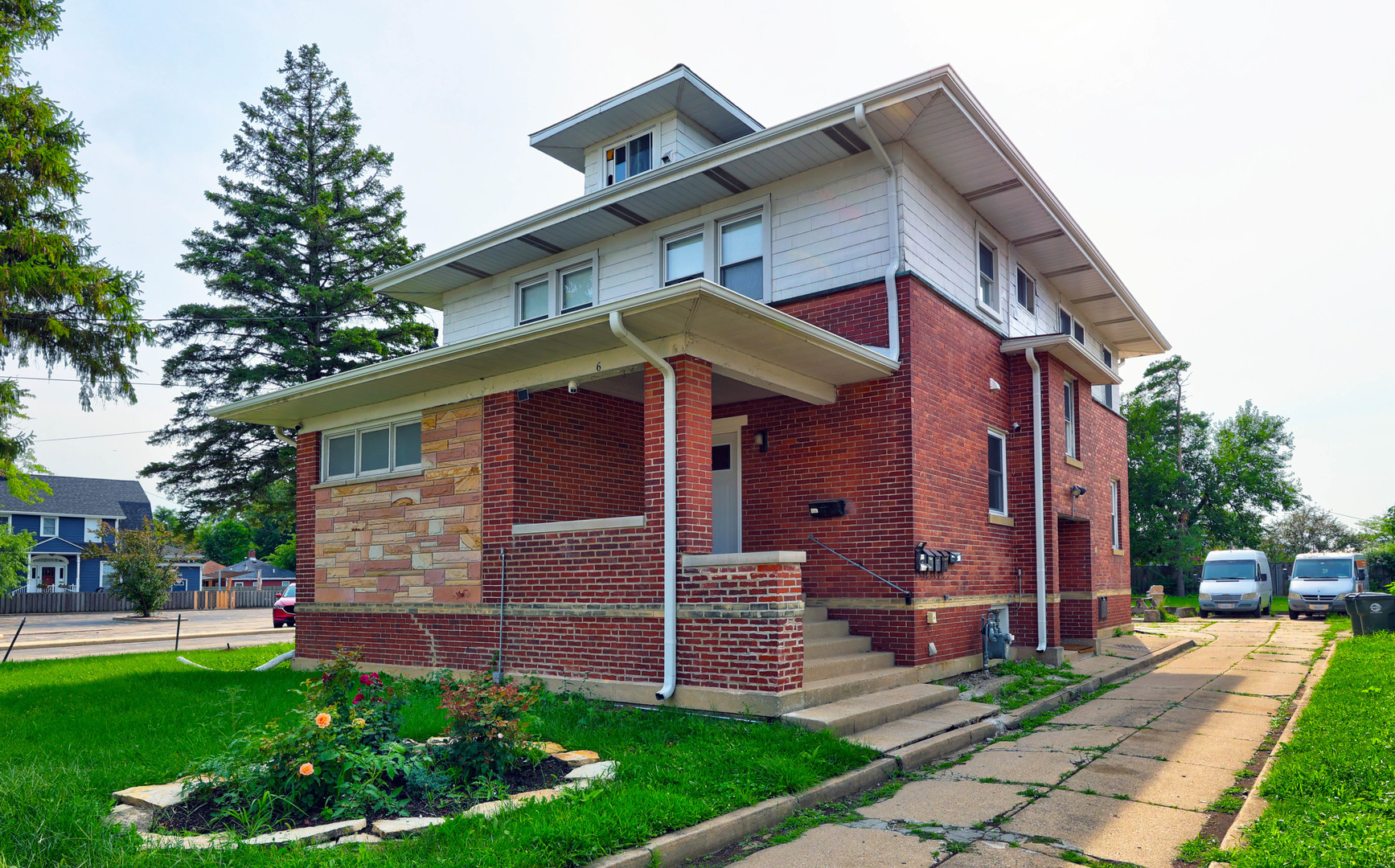6 S Monterey Avenue Unit B — photo