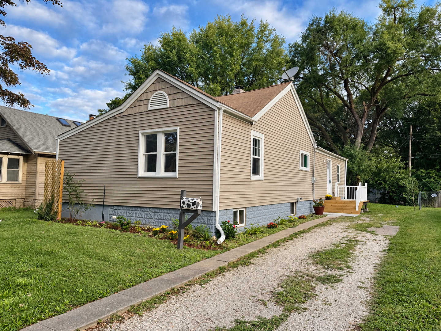 912 W Harvard Street — photo