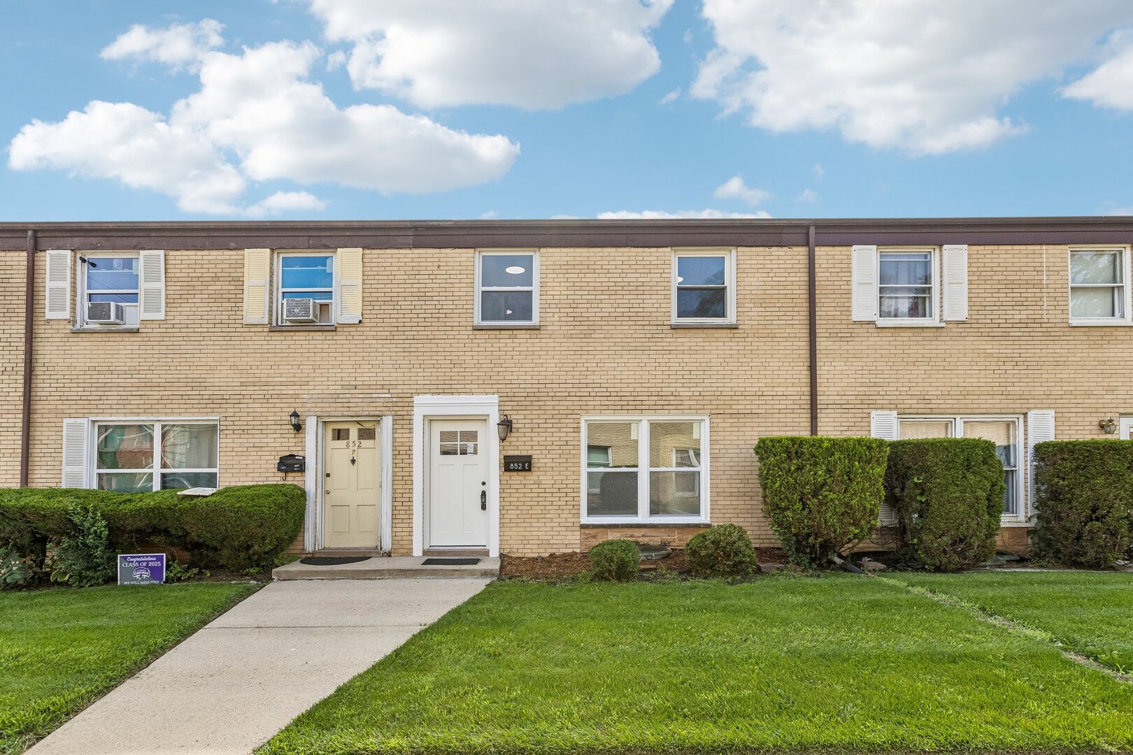 852 Colonial Drive Unit E — photo