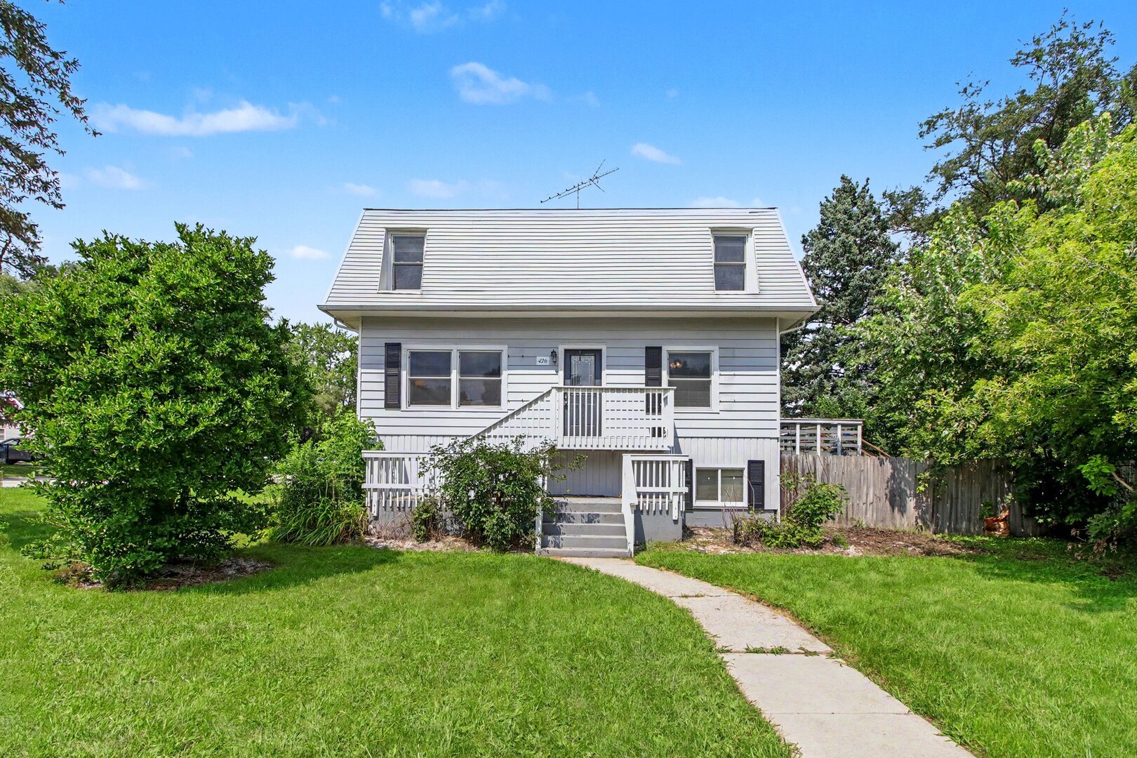 426 Redwing Drive — photo