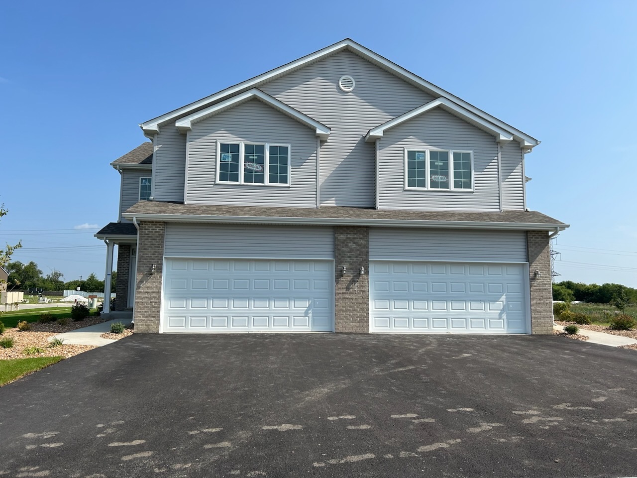 Bldg. 55 Glenbrooke Lane — photo