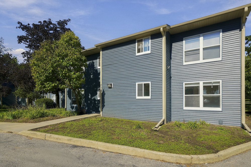 774 Terrace Court R — photo