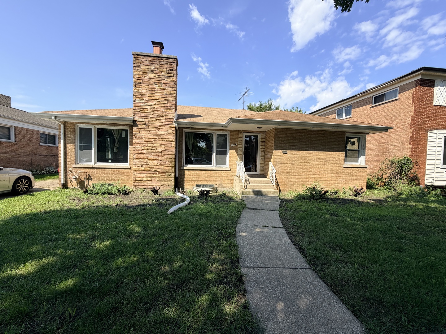 9716 S Prairie Avenue — photo