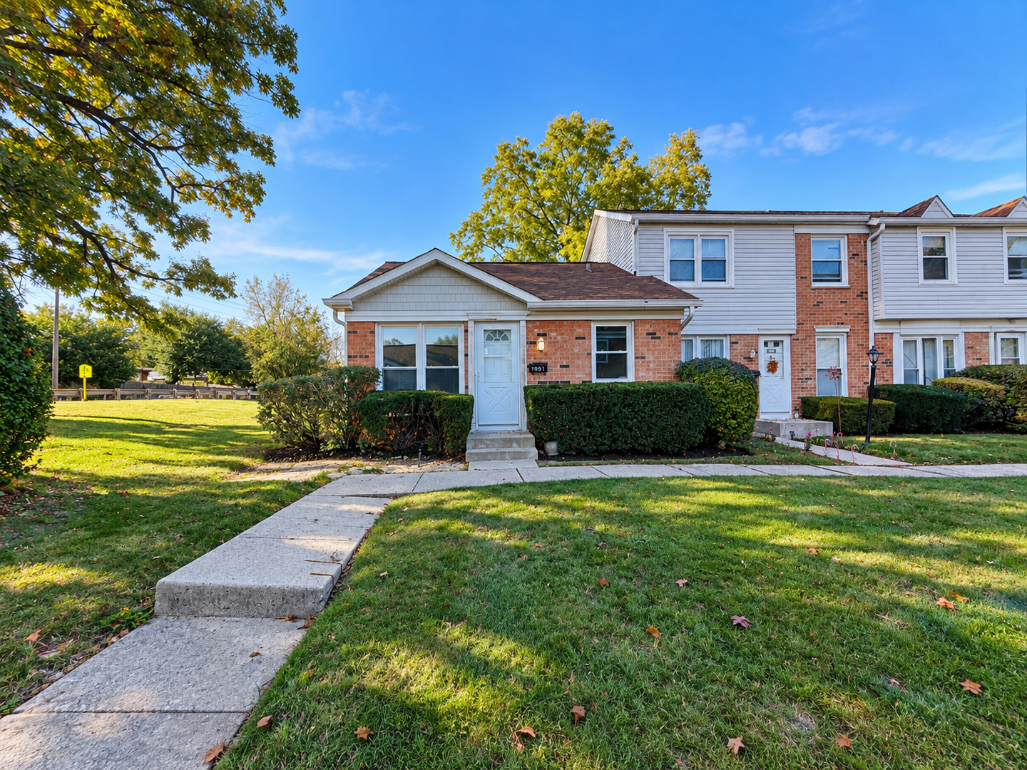 1051 Ashton Court Unit 1051 — photo