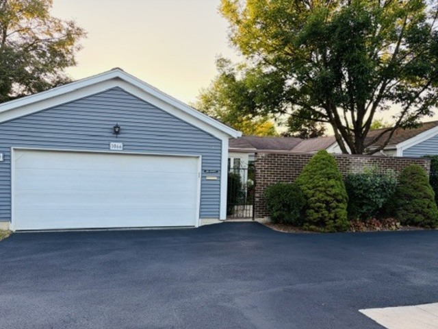 1066 Dartmouth Drive — photo