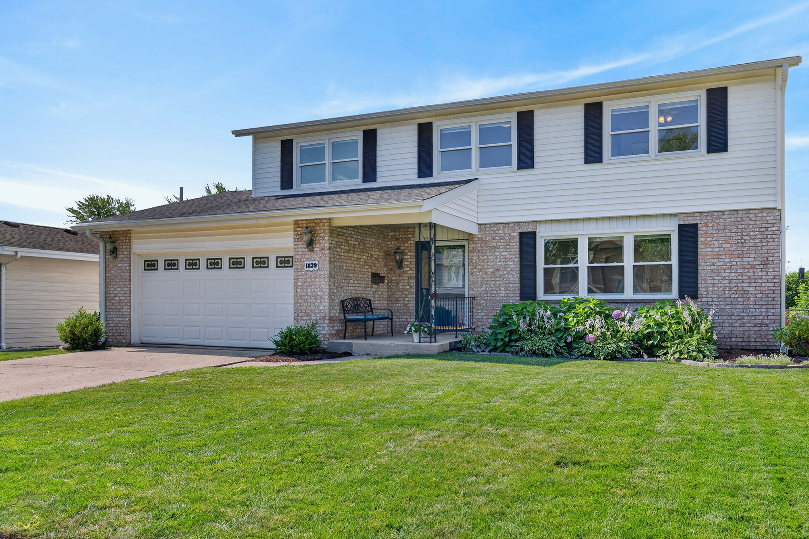 1829 W Catalpa Lane — photo