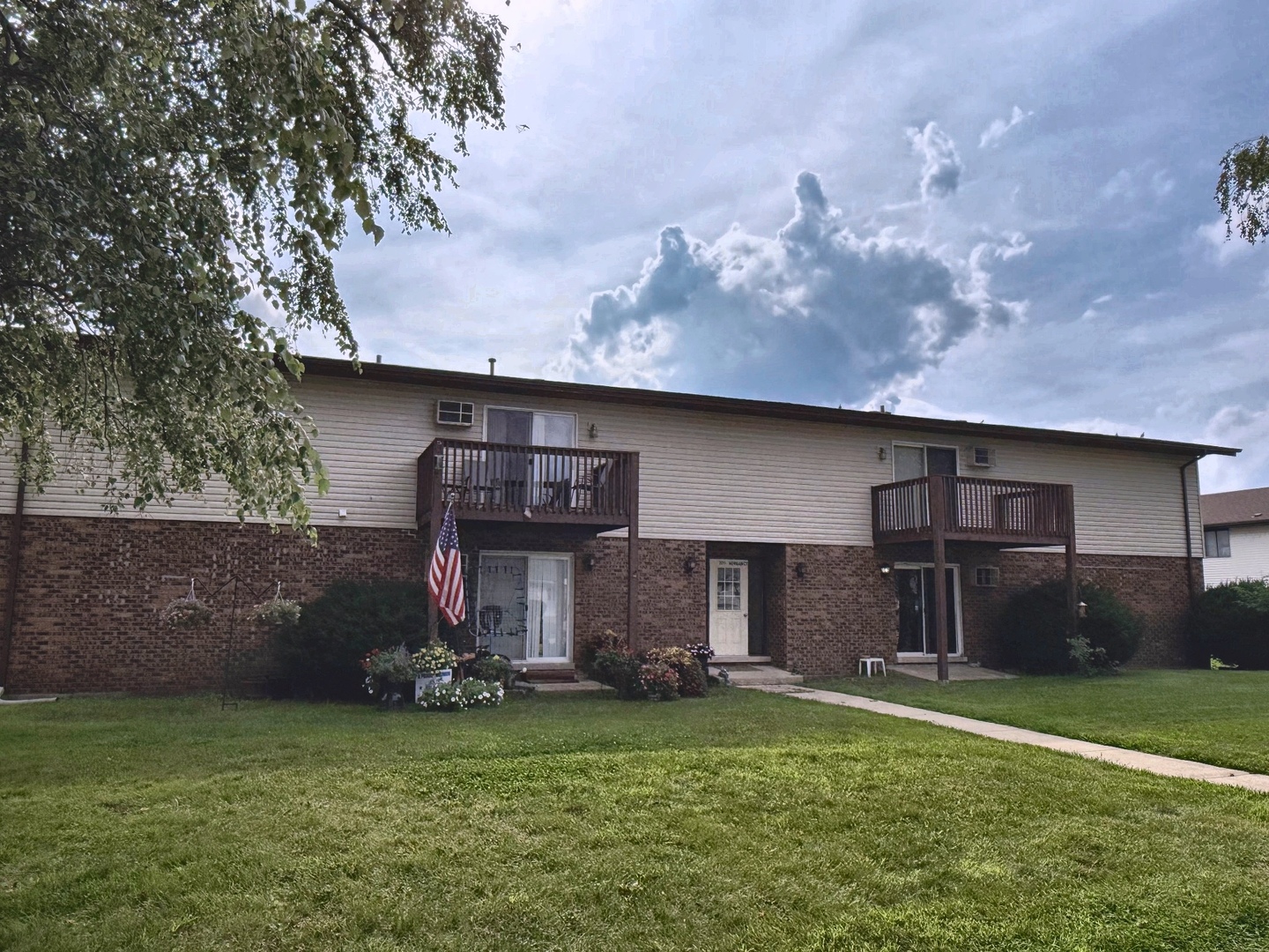 205 Morgan Court 2D — photo