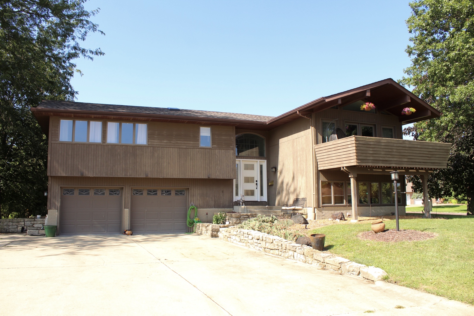 206 E Via Sistina Court — photo