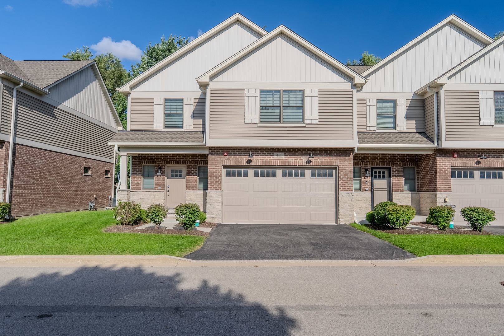411 W Pierce Road — photo