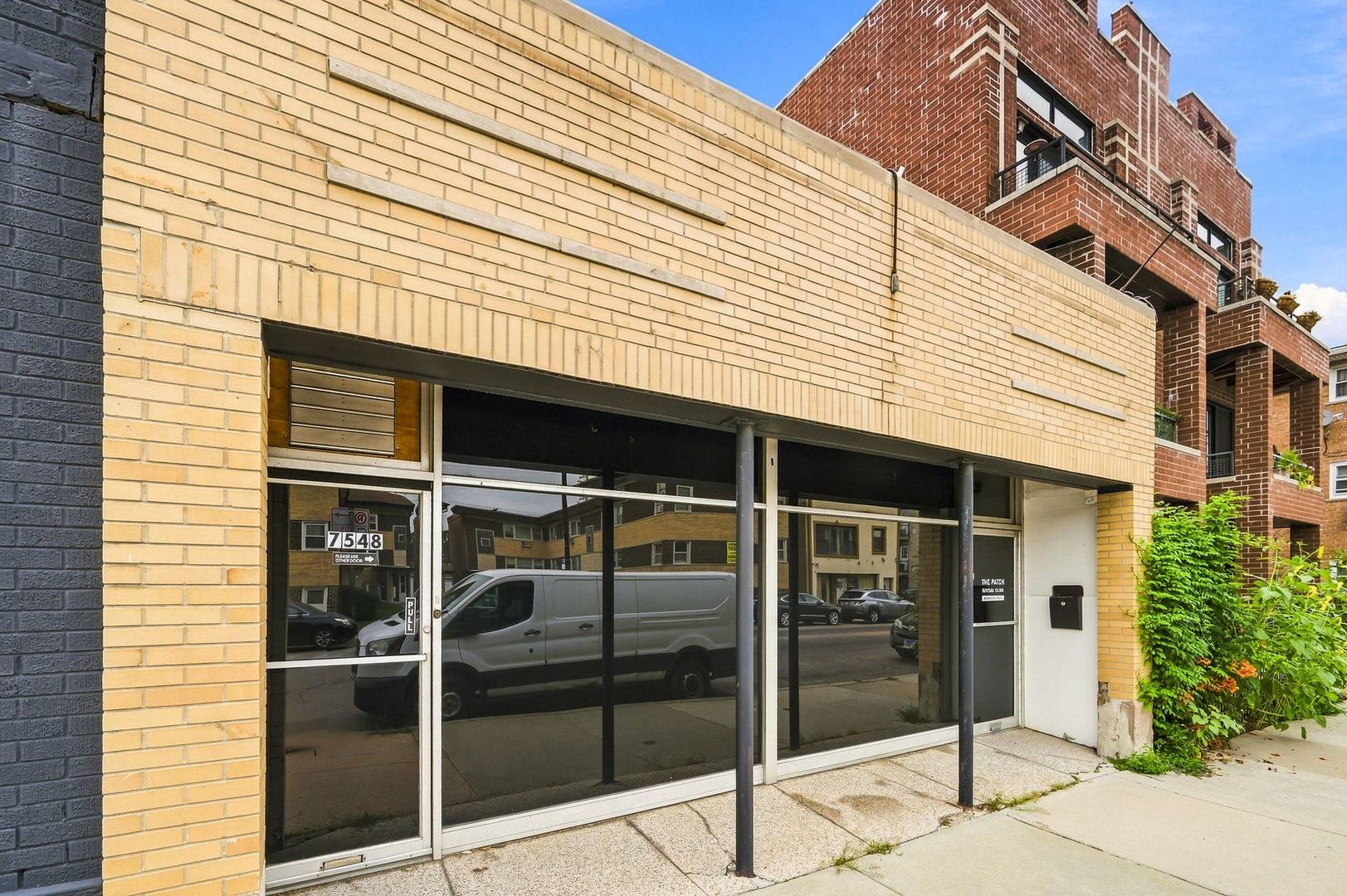 7548 W Belmont Avenue — photo