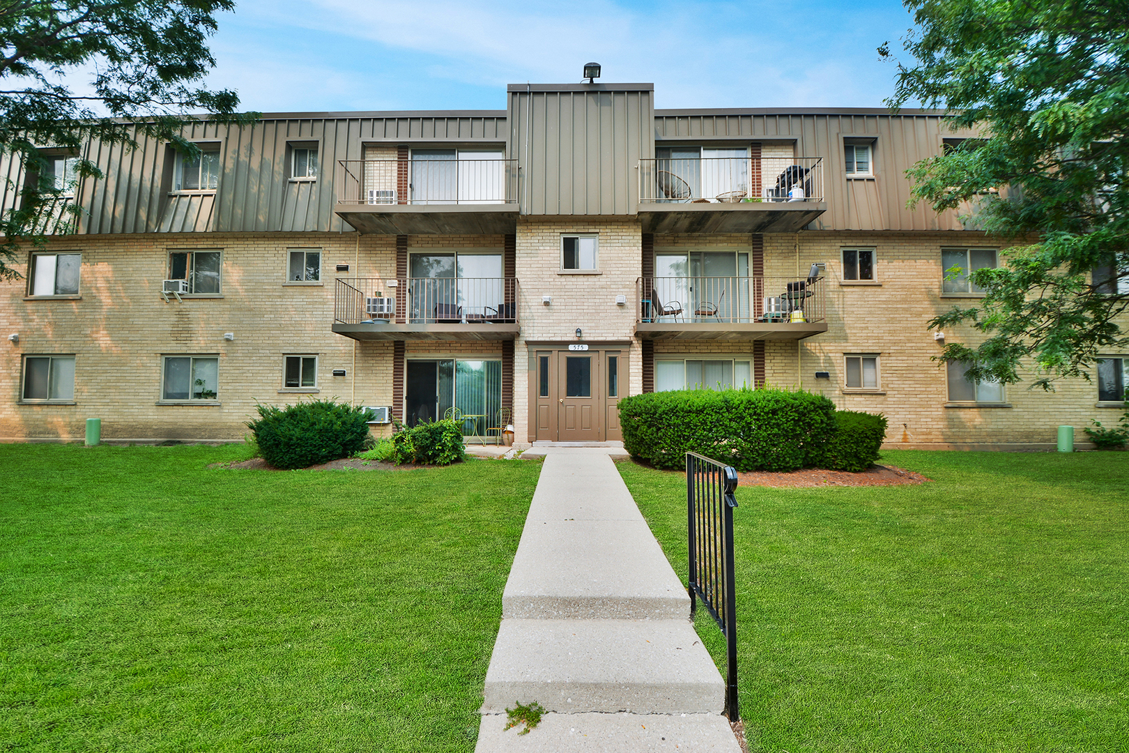 575 Fairway View Drive 3H — photo