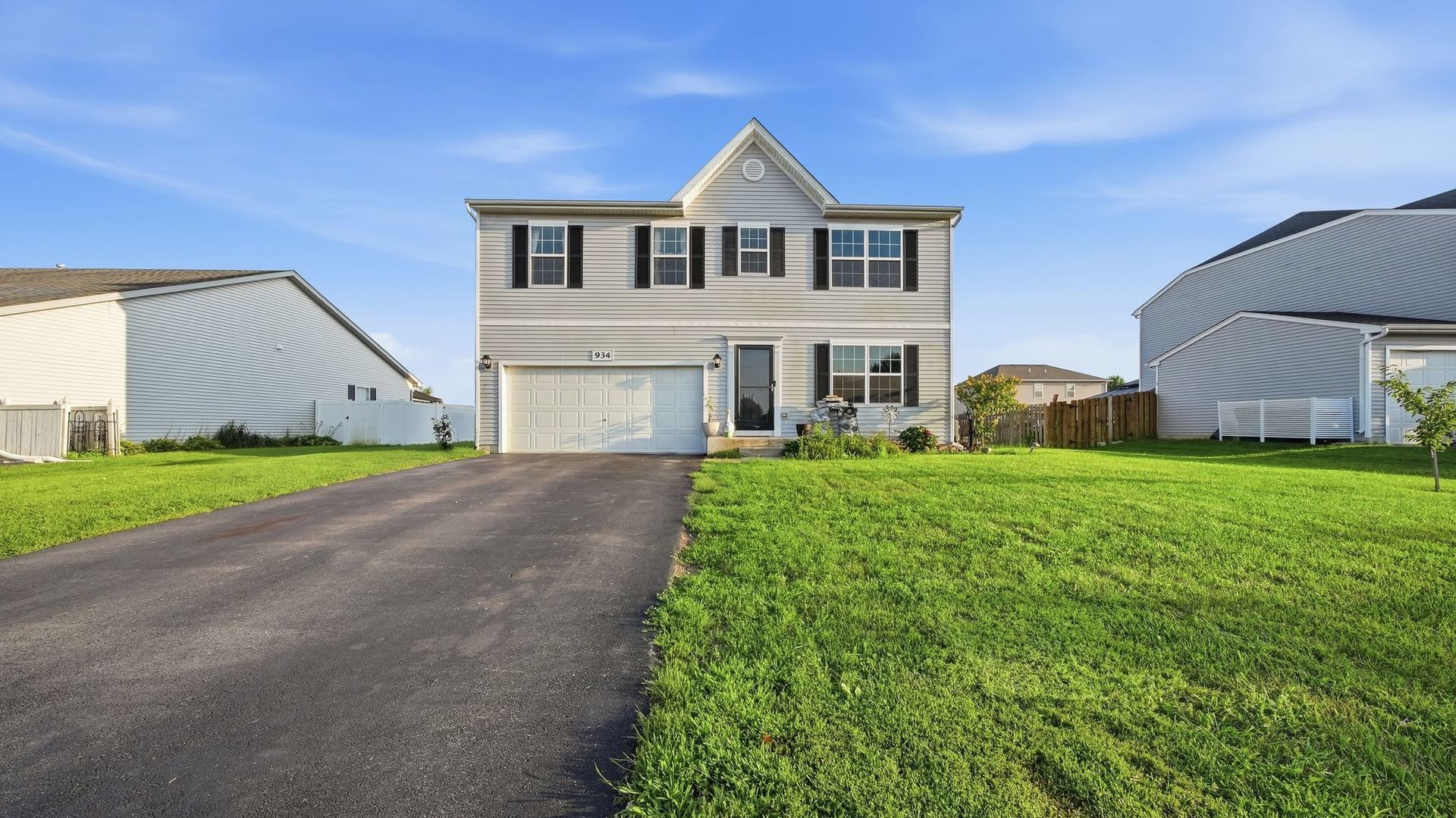 934 Derby Drive — photo