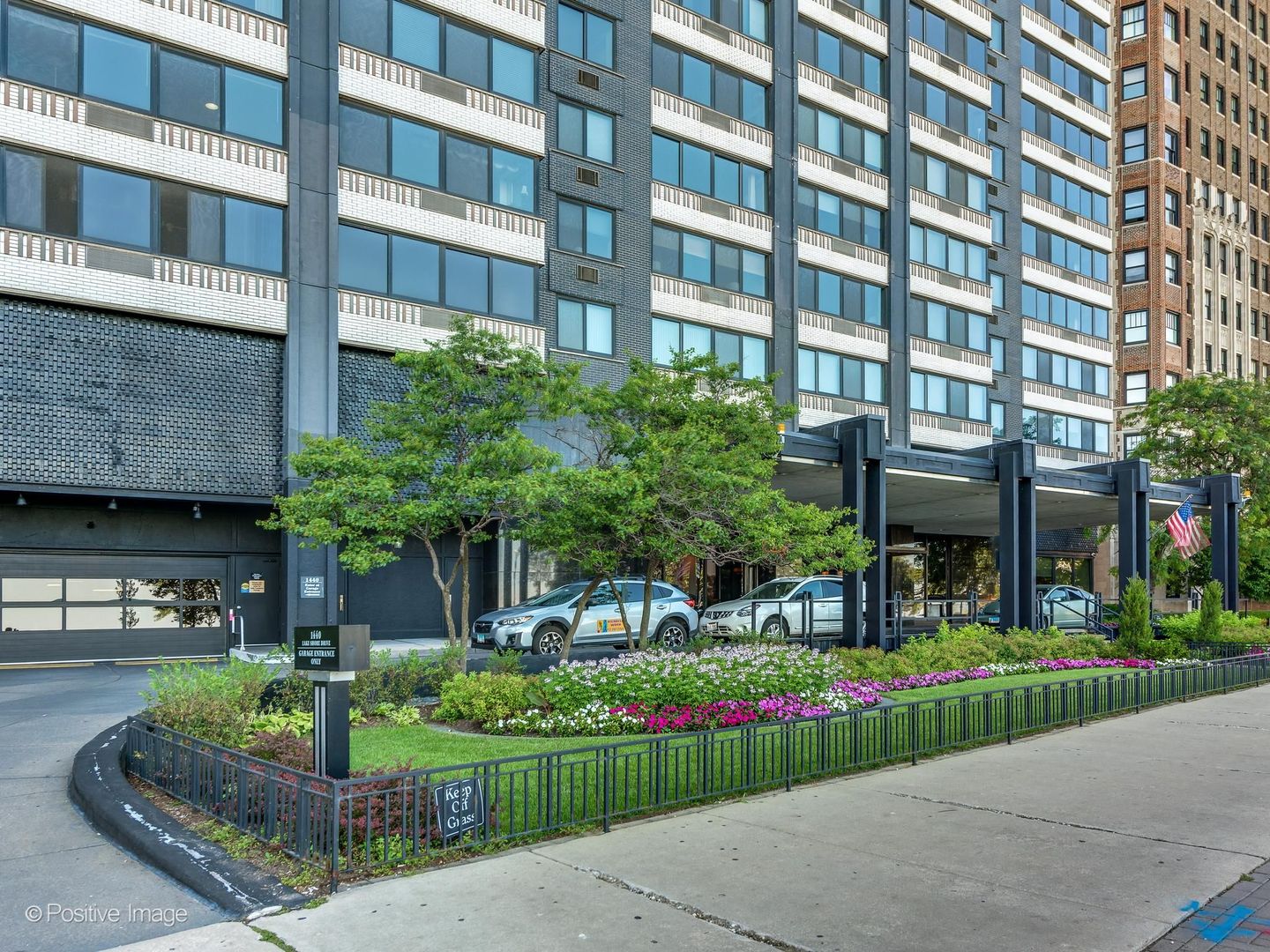 1440 N Lake Shore Drive 22Abcd — photo