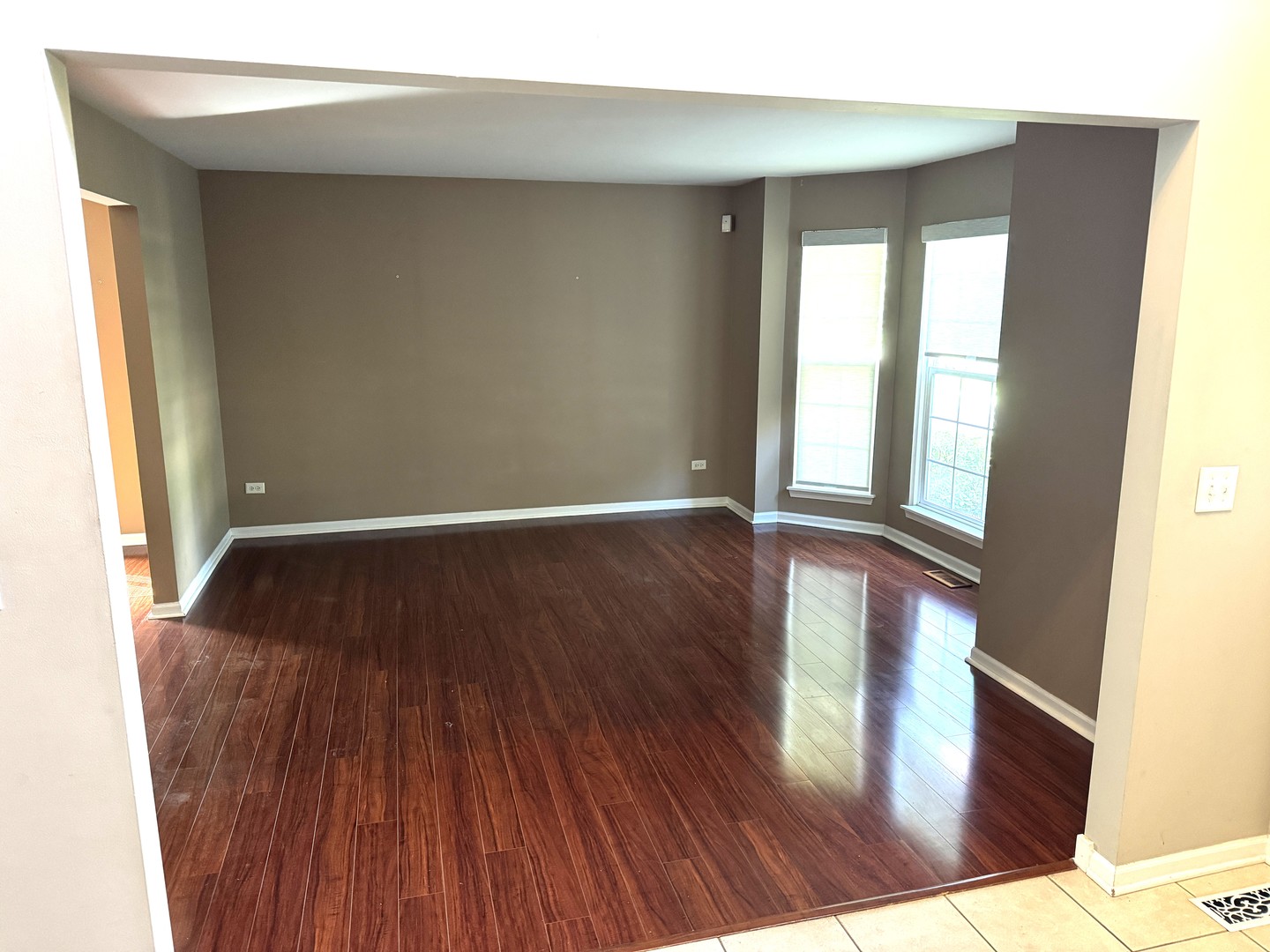 331 Berkeley Drive, Bolingbrook, IL 60440 — photo 3