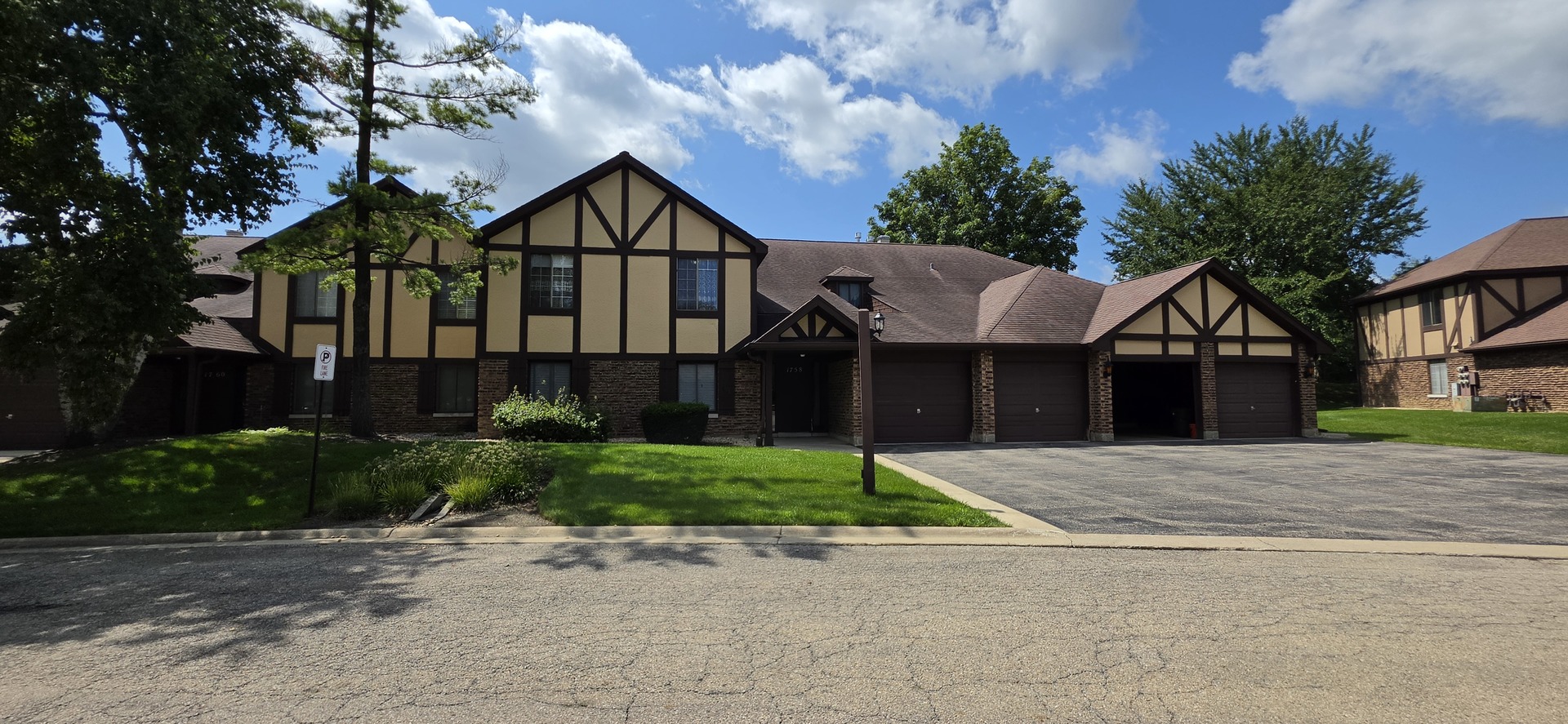 1758 Plymouth Court C — photo