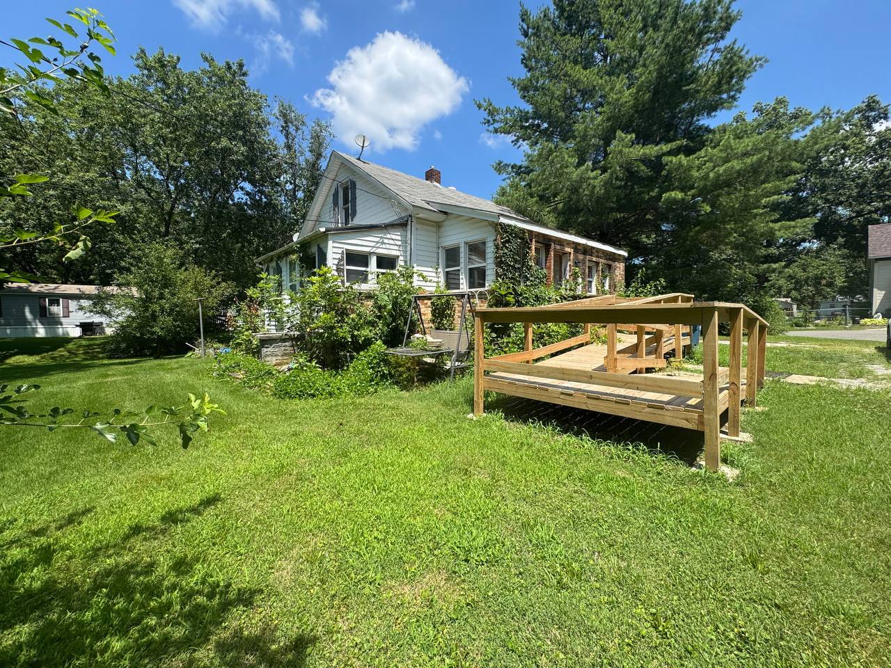 331 E Ellis Street, Centralia, IL 62801 — photo 3