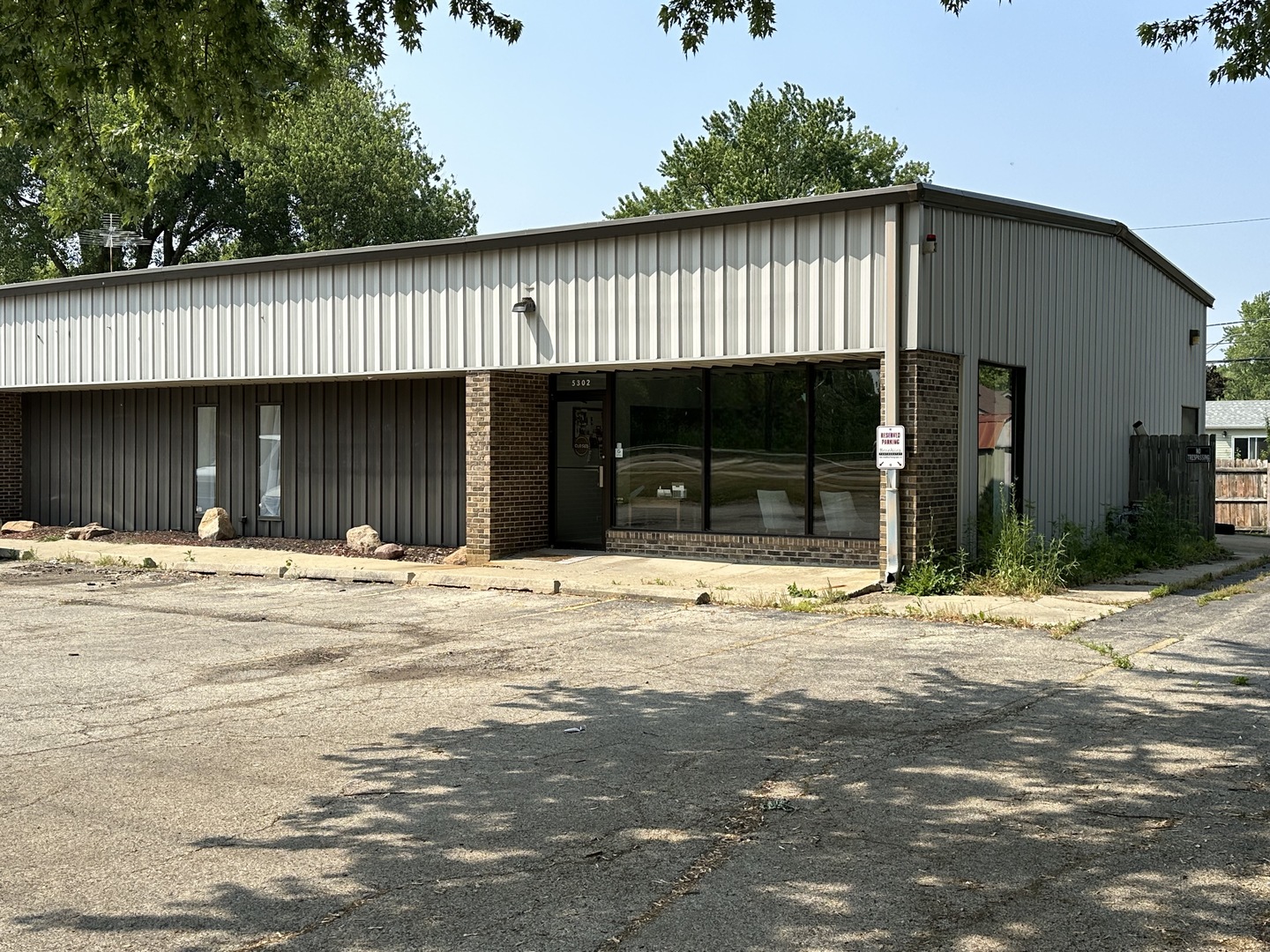 5302 W Elm Street — photo
