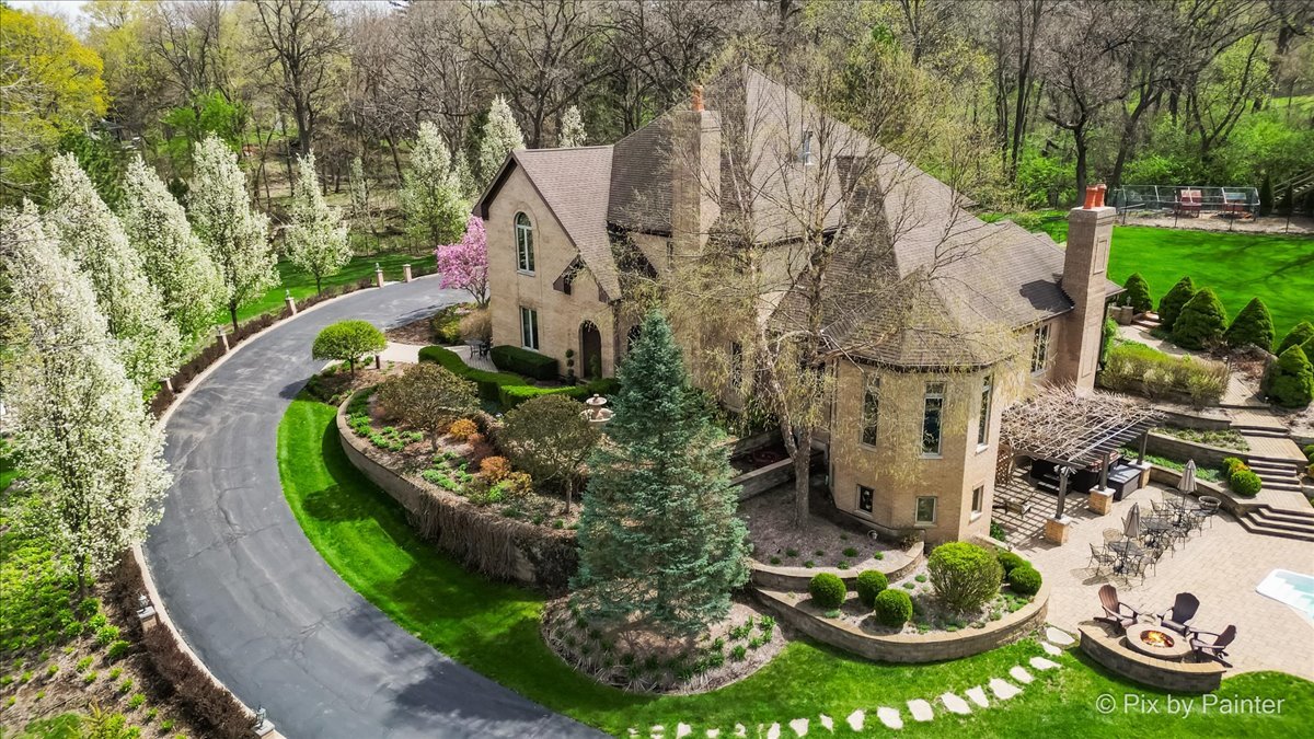 10018 Haegers Bend Road — photo