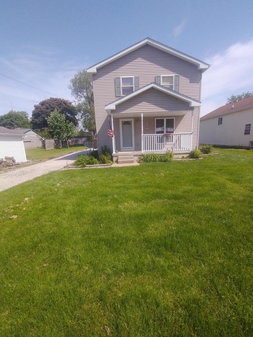 221 E Scott Street — photo