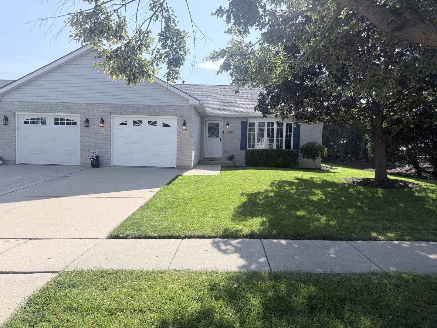 15631 W Waterford Lane — photo