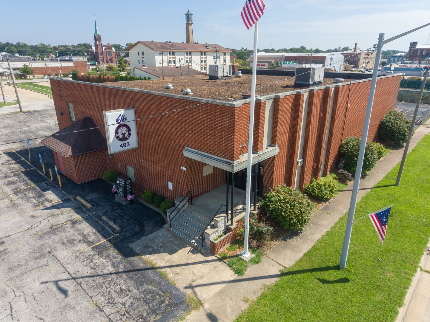 235 N Locust Street — photo