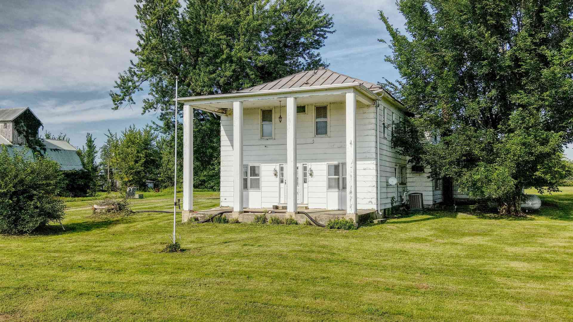 3114 S Rush Creek Road — photo