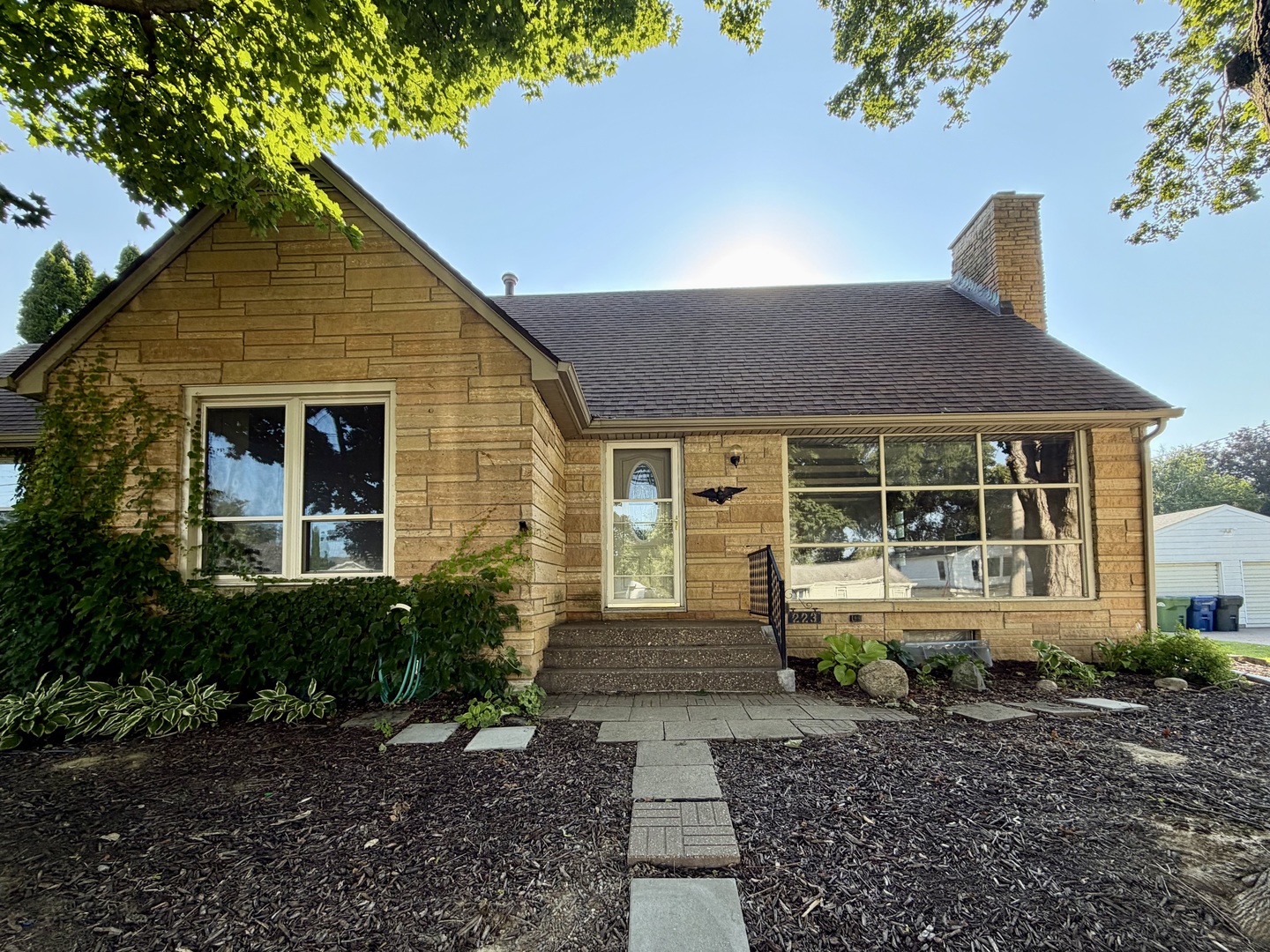 223 Ruth Place, Clinton, IA 52372 — photo 2