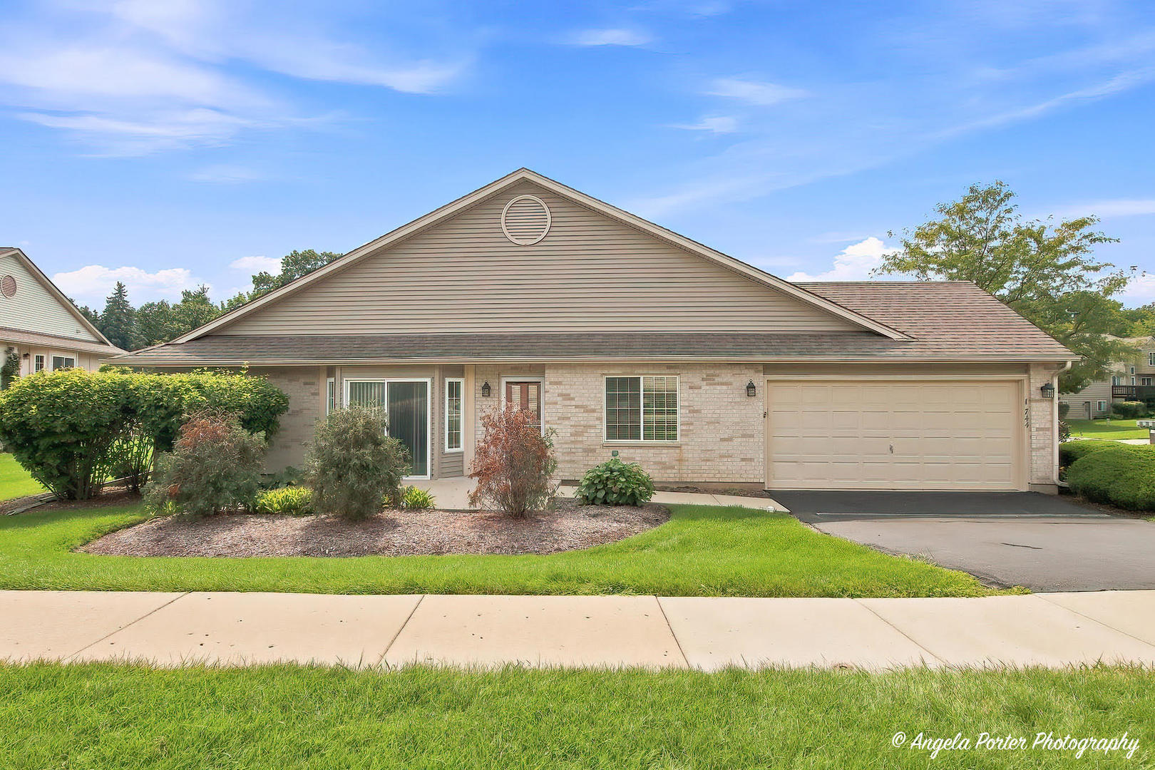 1744 Court Street 1744 — photo