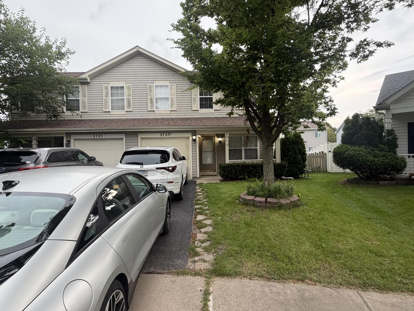 2703 Glenwood Court — photo