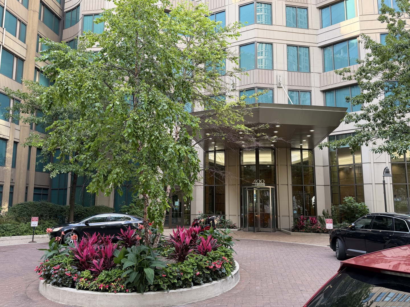 400 N La Salle Drive 1103 — photo