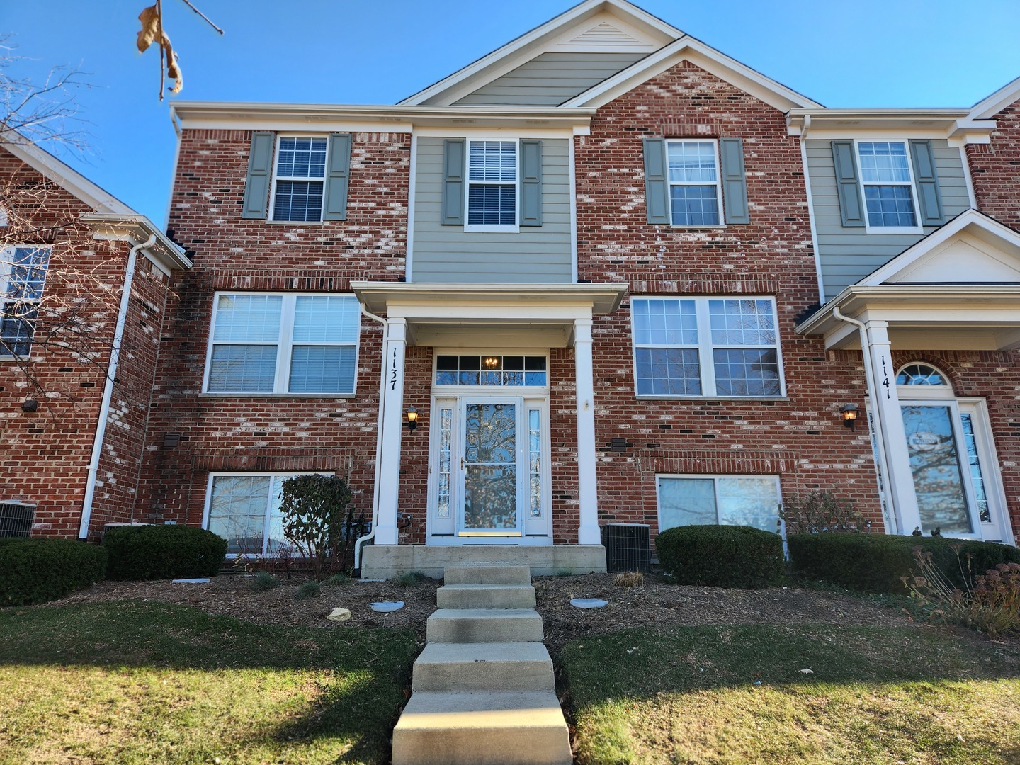 1137 Reserve Drive — photo
