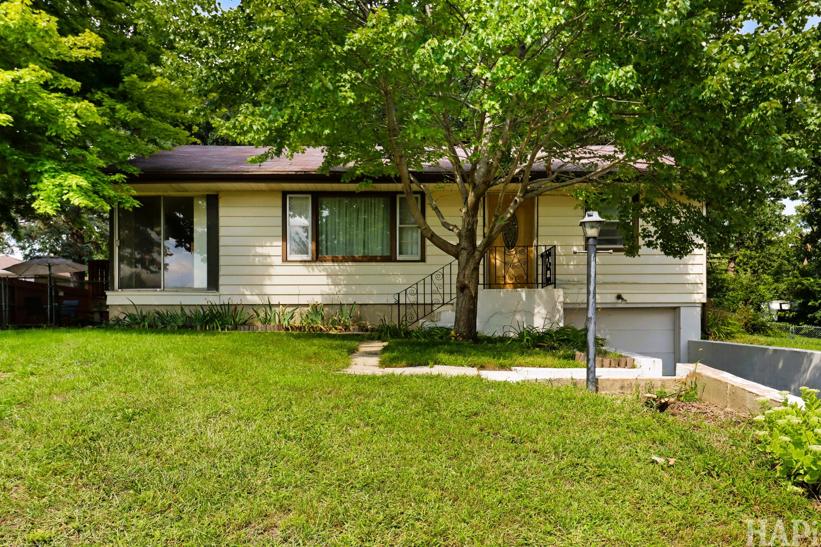 1012 Elder Avenue — photo