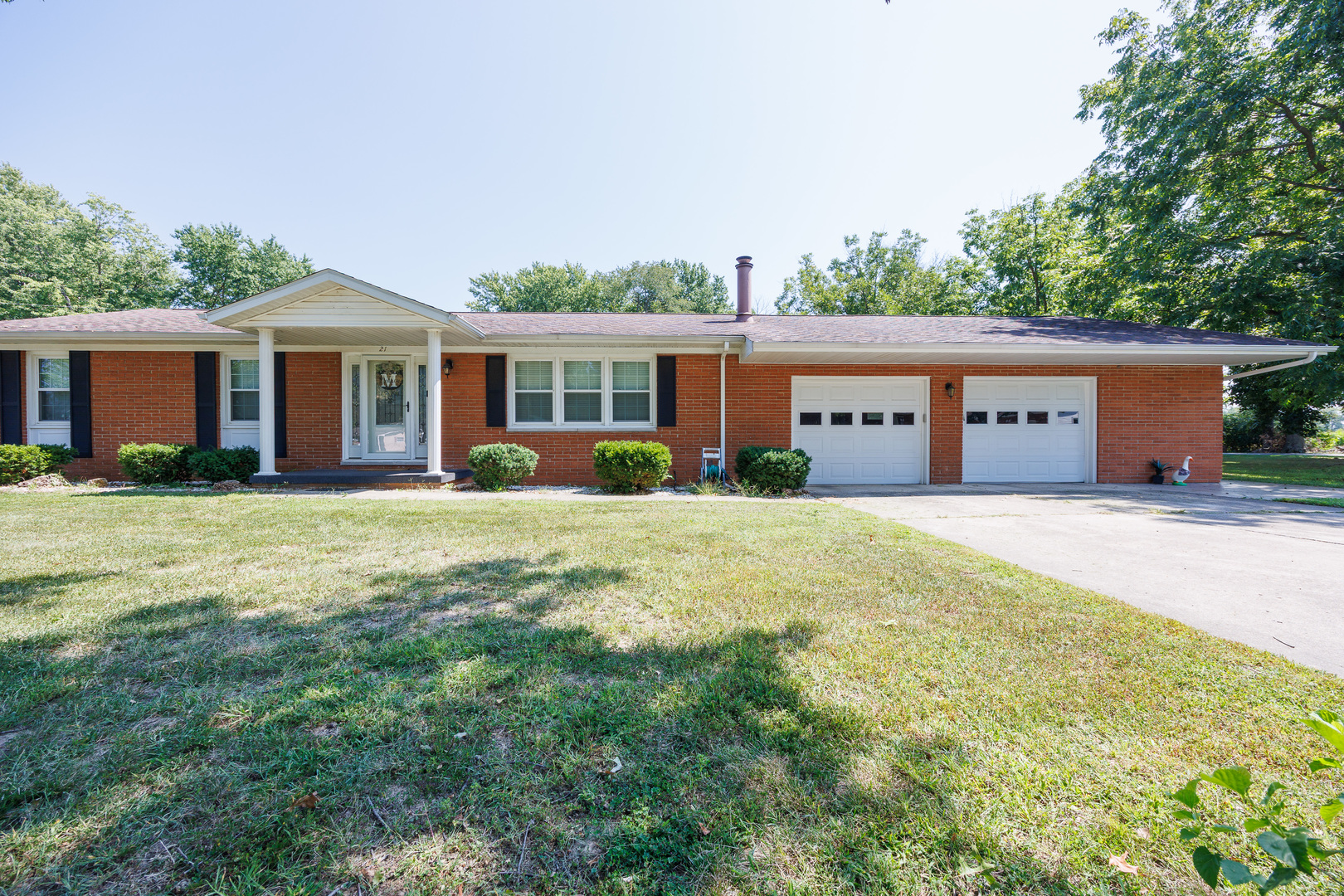 21 Crestwood Lane — photo
