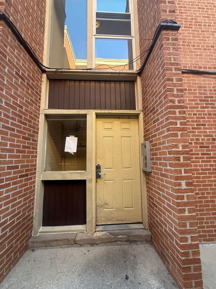1626 W Estes Avenue Unit 3C — photo