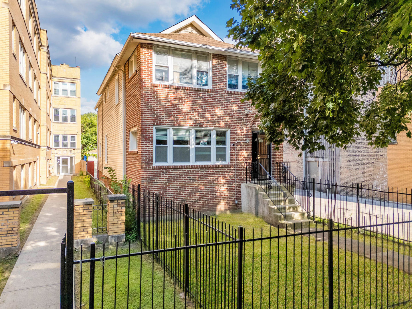 17 N Pine Avenue — photo