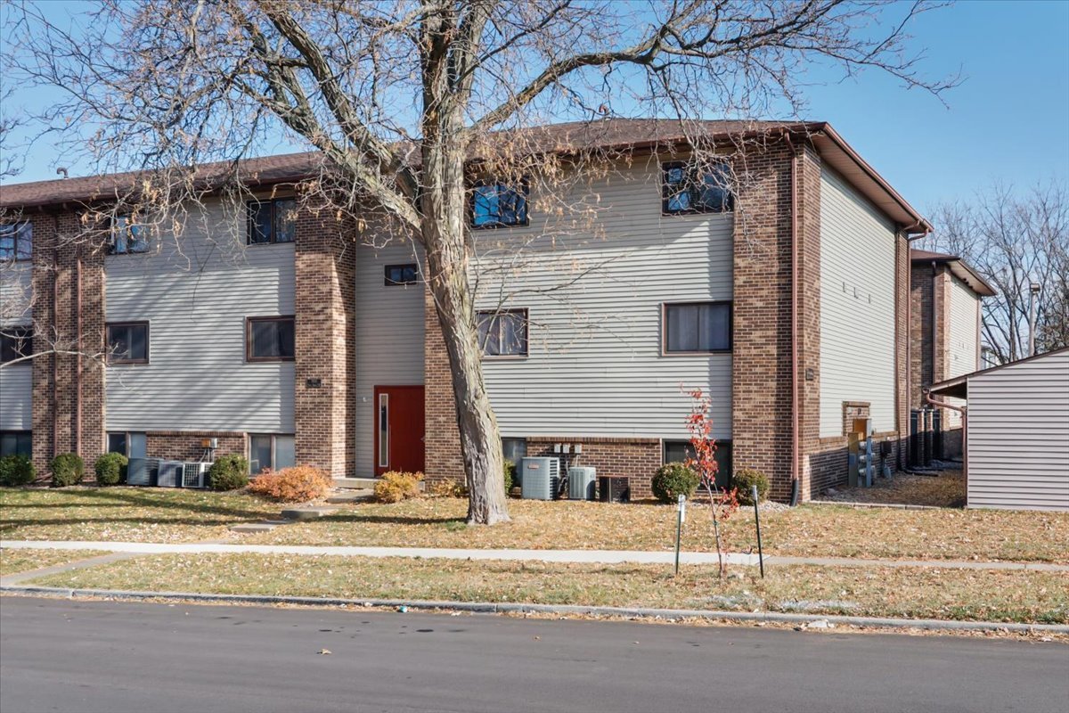 1920 Tracy Drive 9 — photo