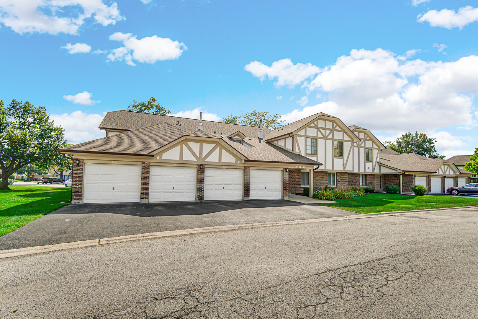 9151 Sutton Court Unit 93 — photo
