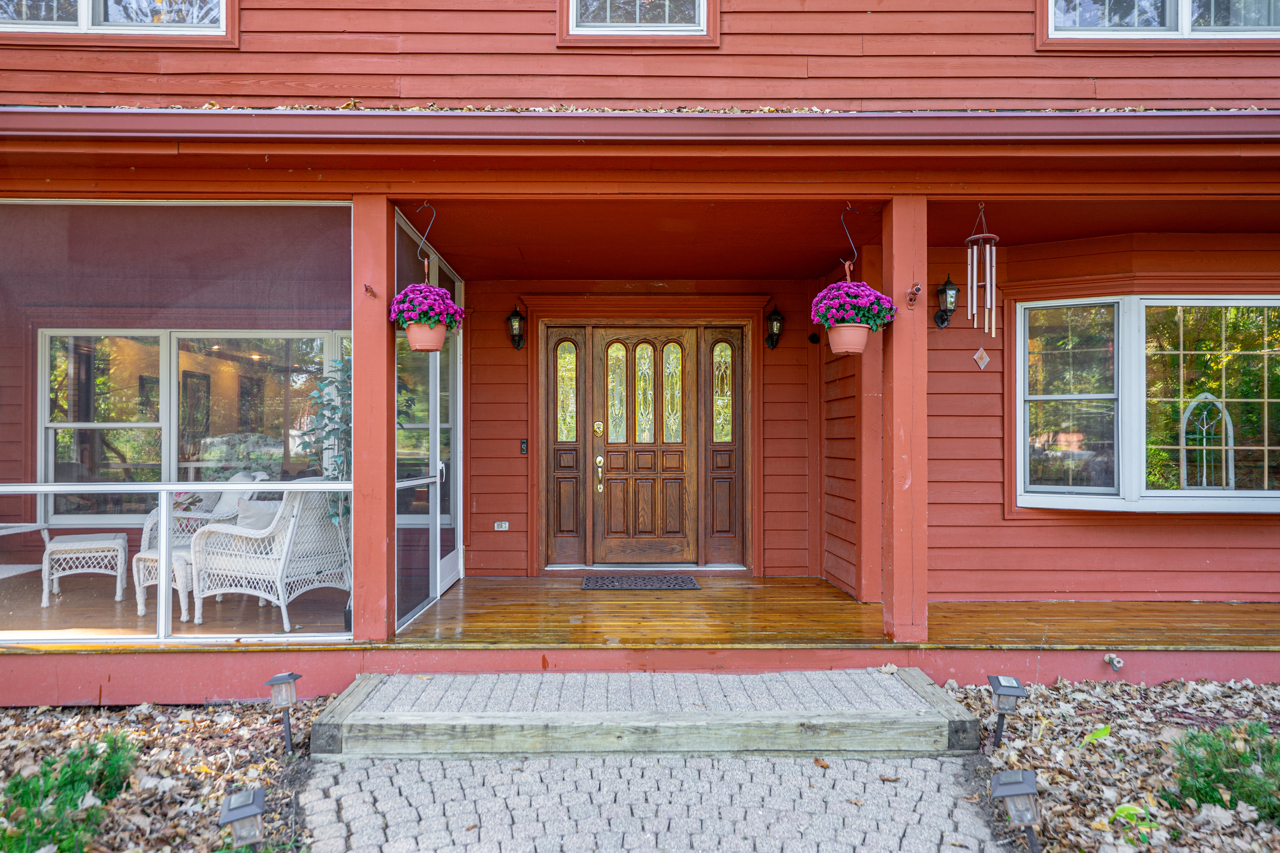 398 N River Glen Avenue, Elmhurst, IL 60126 | Realty.com
